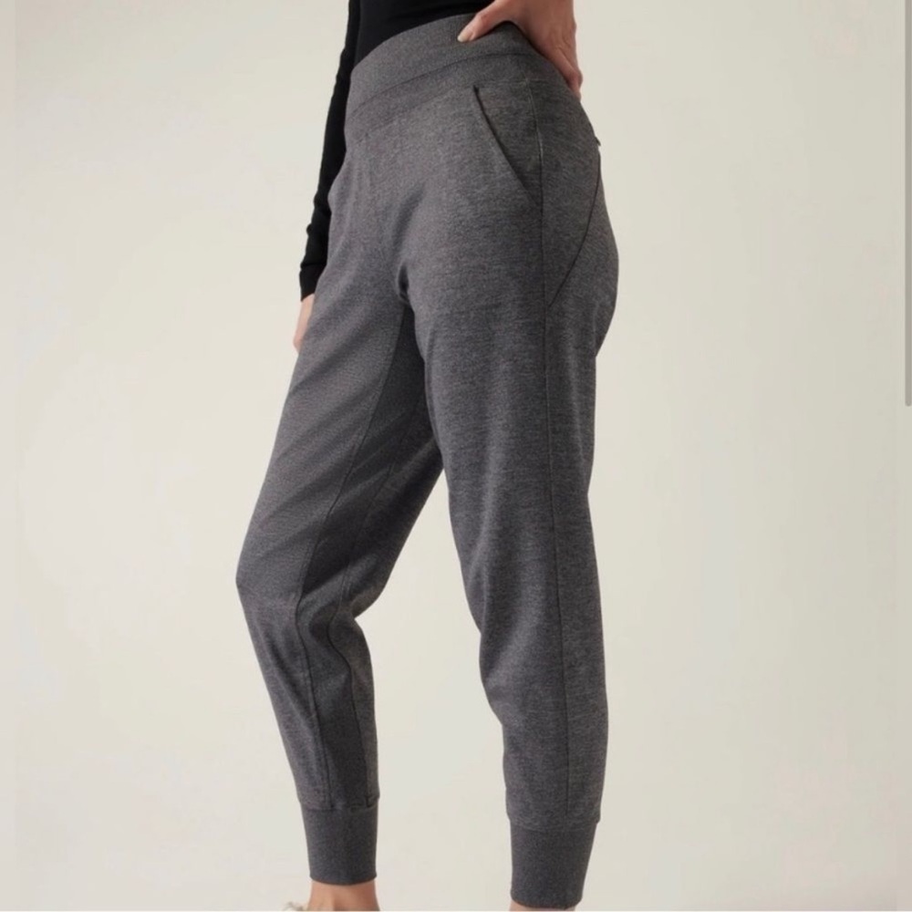 Athleta Venice Jogger Heathered Dark Gray Size Medium